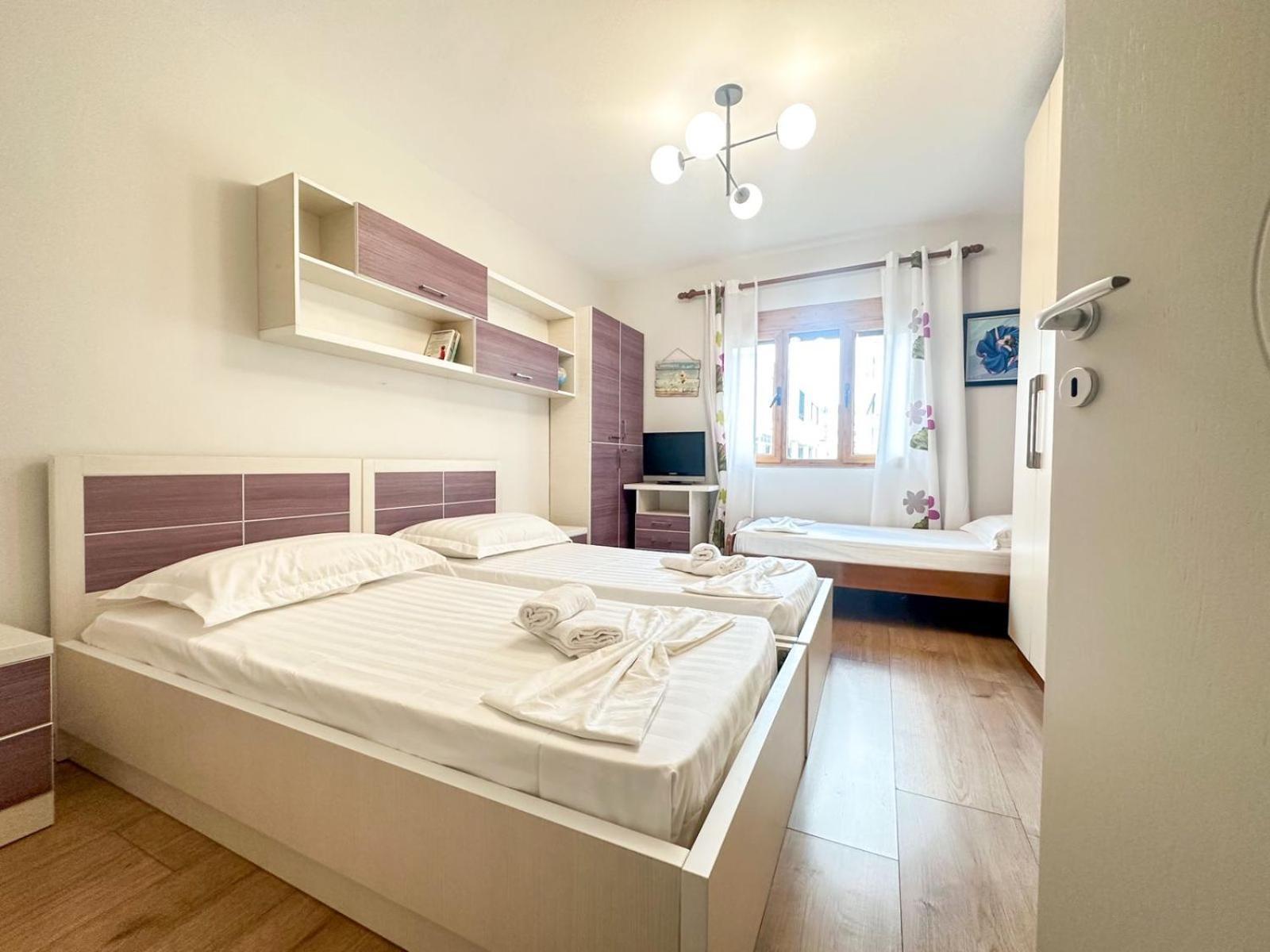 Block Inn Apartments Tirana Esterno foto